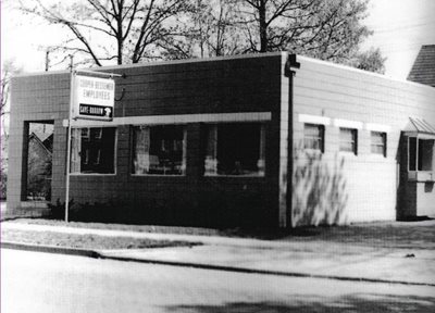 picture of chestnut street service center in 1952.