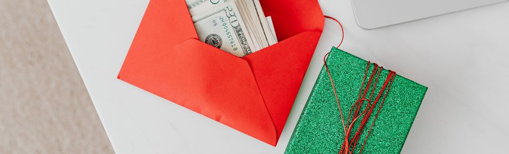 Cost-Effective Ways to Celebrate the Holidays Without Breaking the Bank 