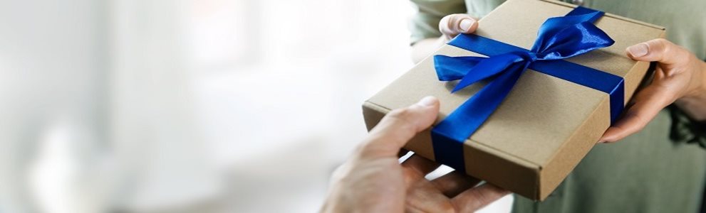 Giving Back this Holiday Season 